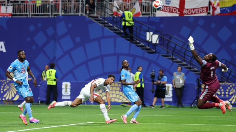 Nació en Francia y atajó para Les Bleus en un Mundial Sub 17, pero luego eligió defender la patria de sus padres: la historia de Lionel Mpasi, la muralla de RD Congo en el Mundial 2026